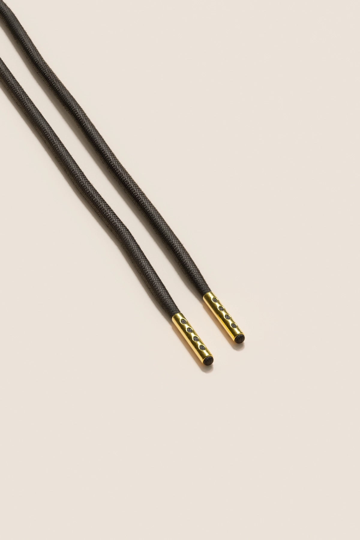 Senkels ダークブラウン 4mm ラウンドワックス靴ひも ゴールドアグレット付き