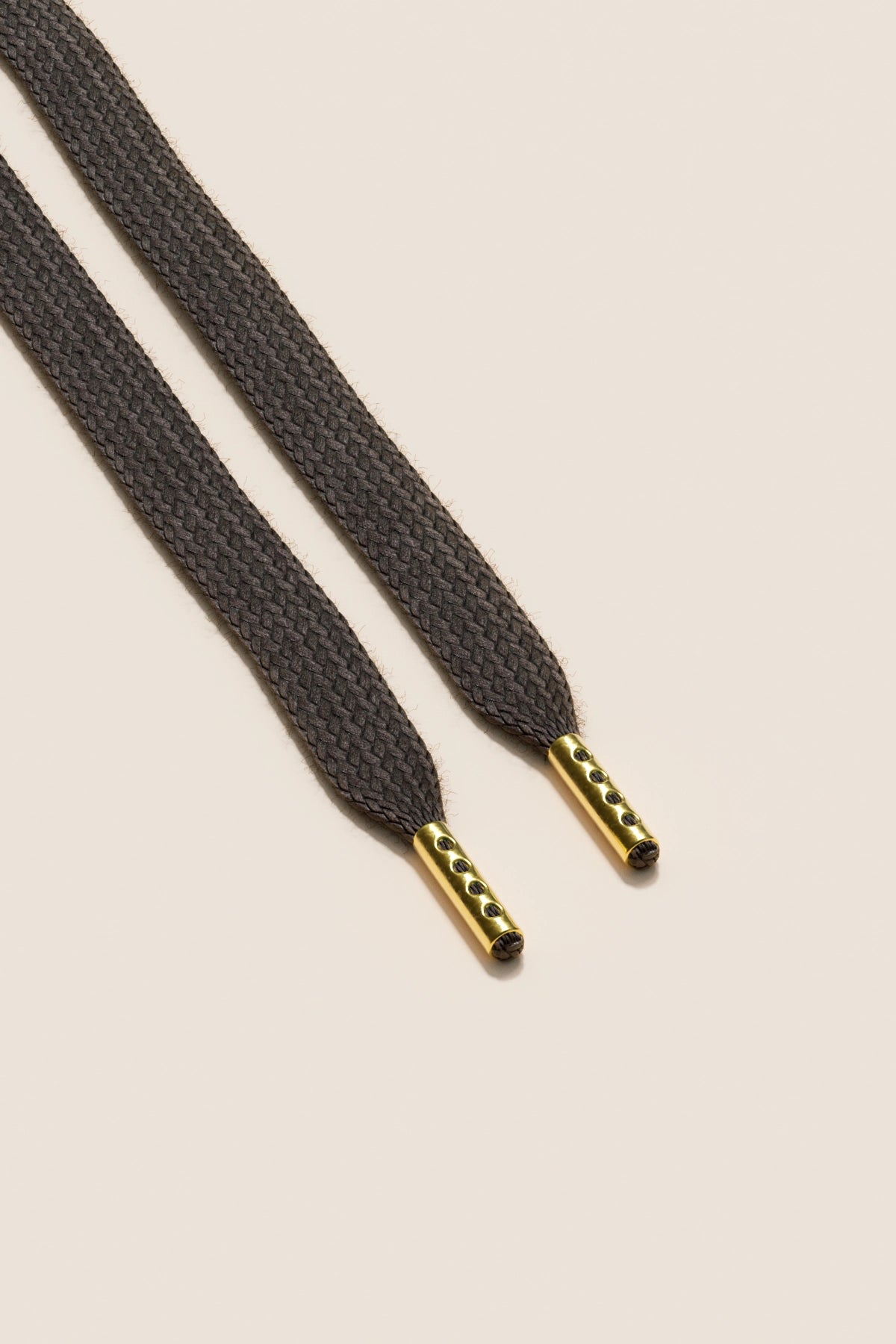 Senkels ダークブラウン スニーカー靴ひも with Gold Aglets