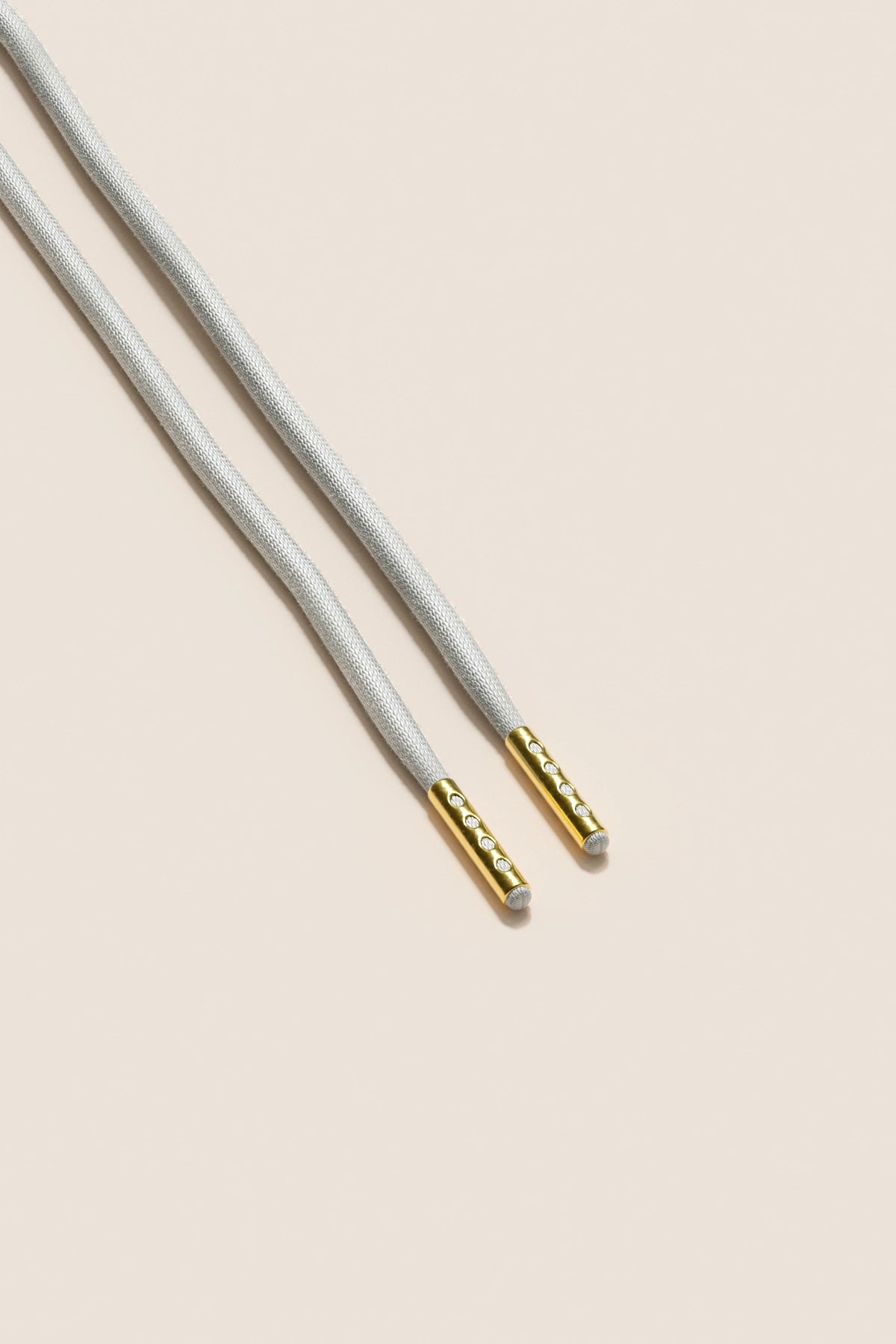 Senkels ライトグレー 4mm ラウンドワックス靴ひも ゴールドアグレット付き