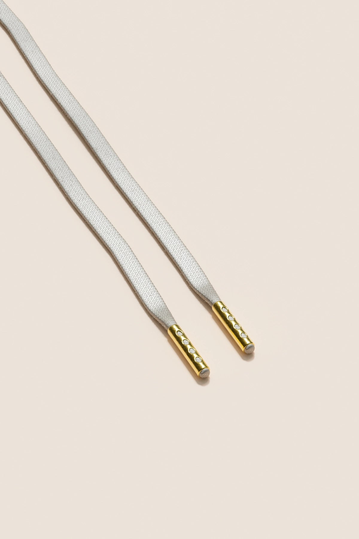 Senkels ニッケルグレー 3mm フラットワックス靴ひも with Gold Aglets