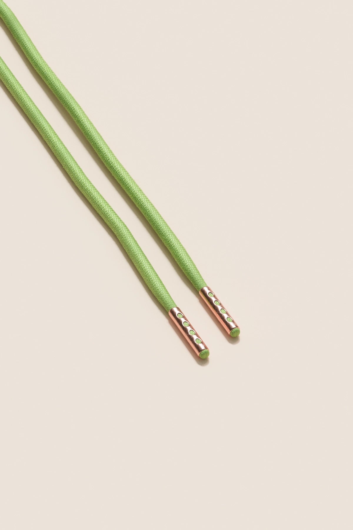 Senkels パステルグリーン 4mm ラウンドワックス靴ひも ローズゴールドアグレット付き