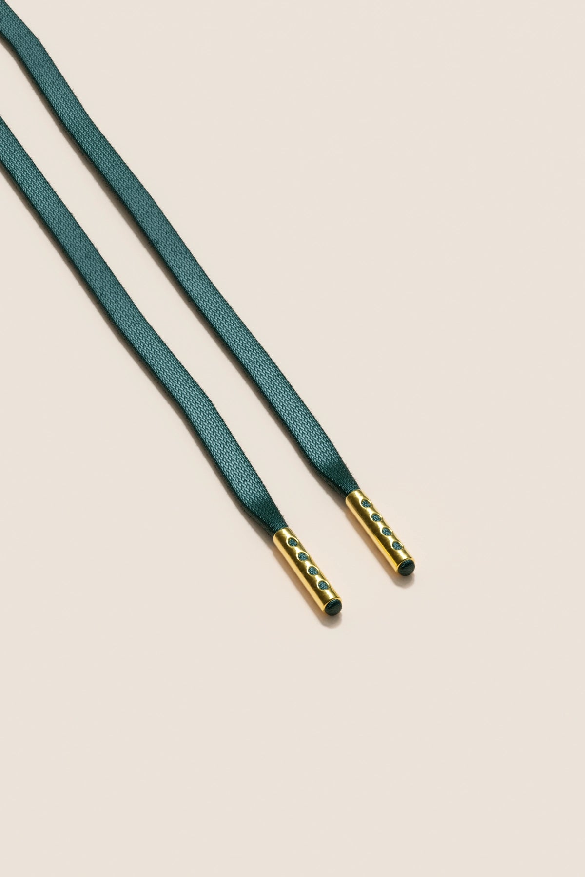Senkels パイングリーン 3mm フラットワックス靴ひも with Gold Aglets