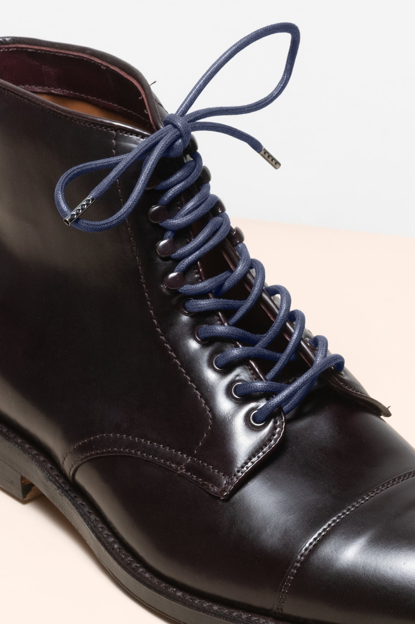 ダークブルー - 4mm round waxed shoelaces for boots and shoes made from 100% organic cotton - Senkels