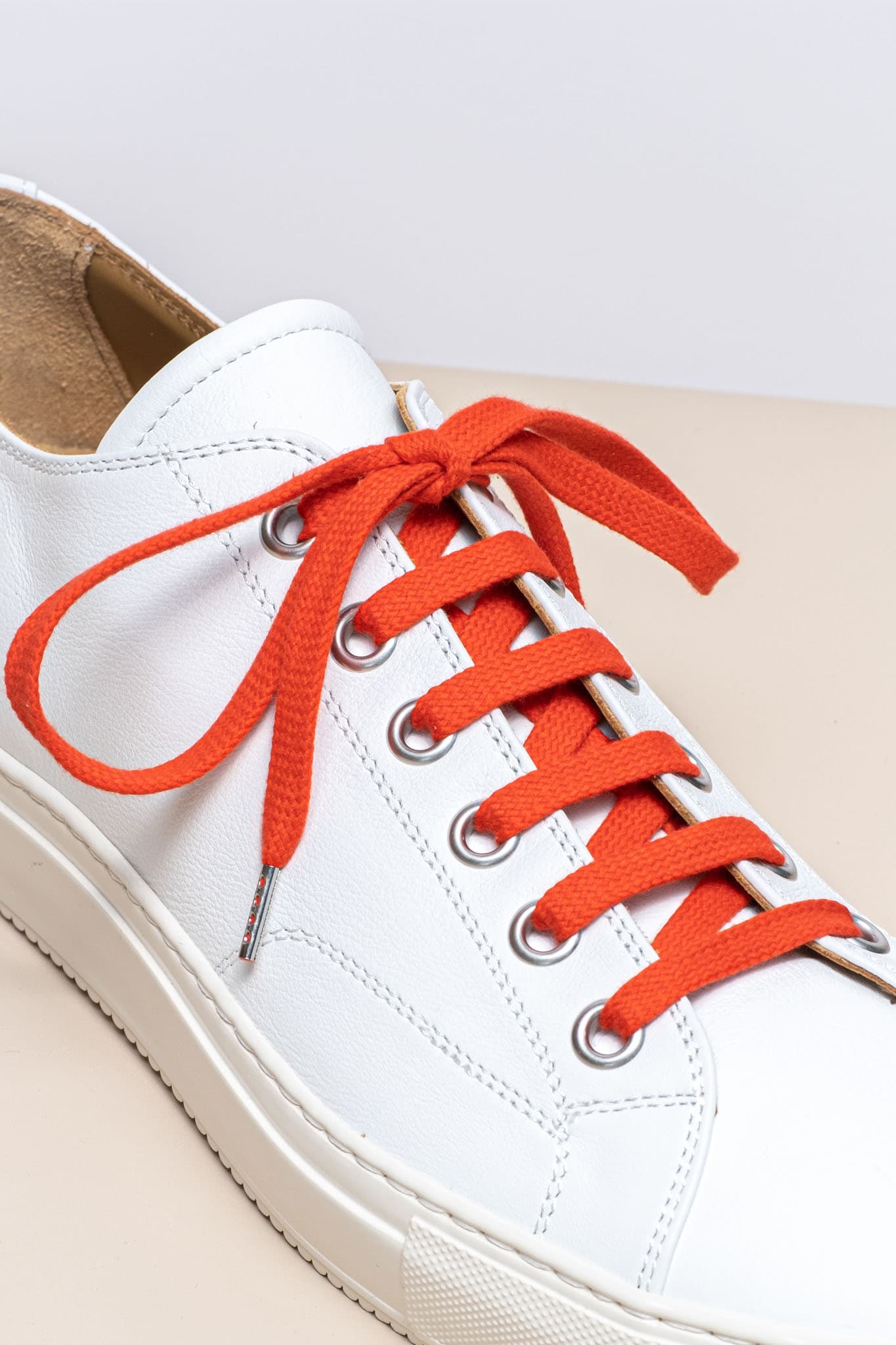 ポメグラネイト - スニーカー靴ひも