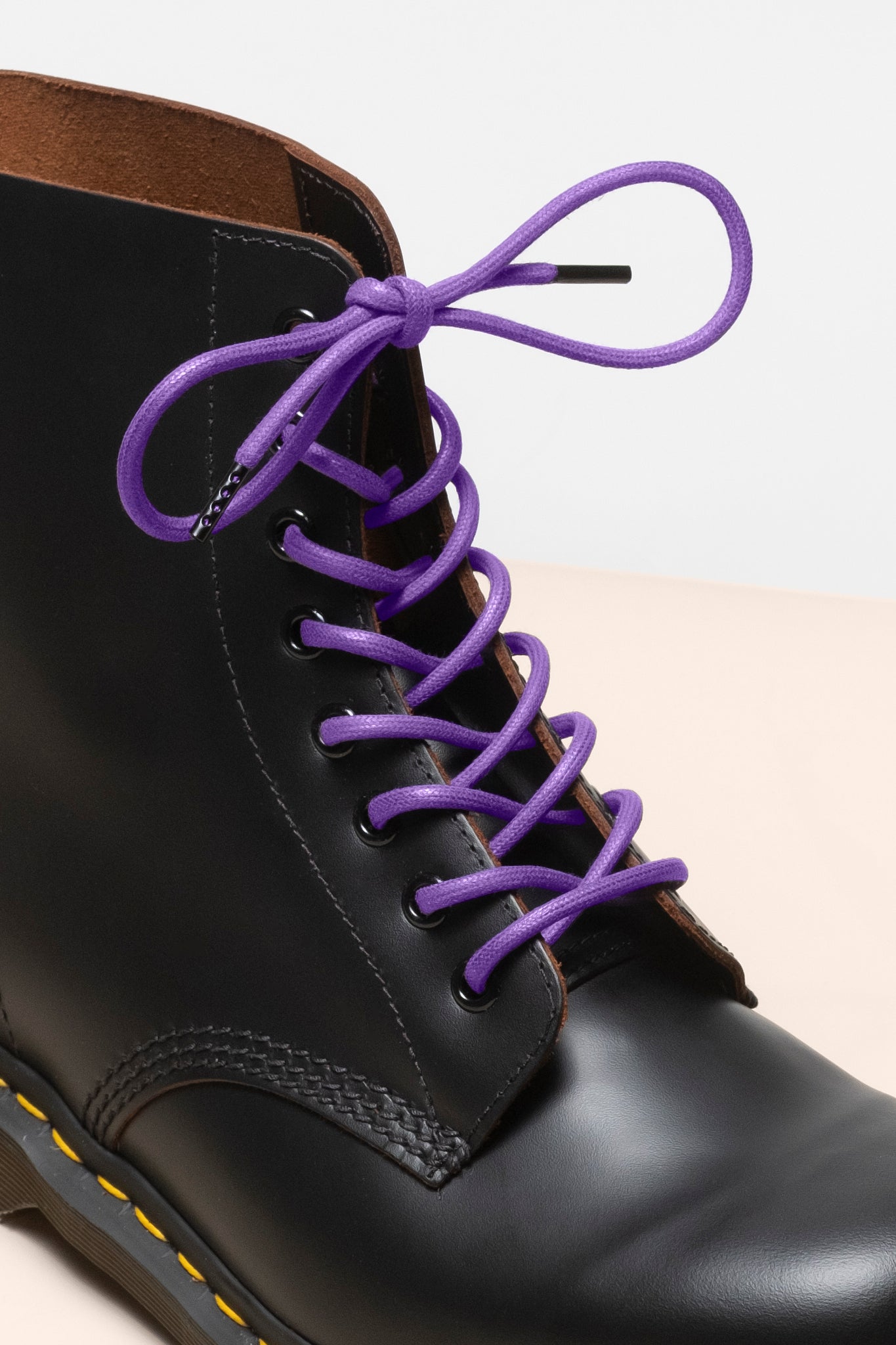 パープル - 4mm round waxed shoelaces for boots and shoes made from 100% organic cotton - Senkels