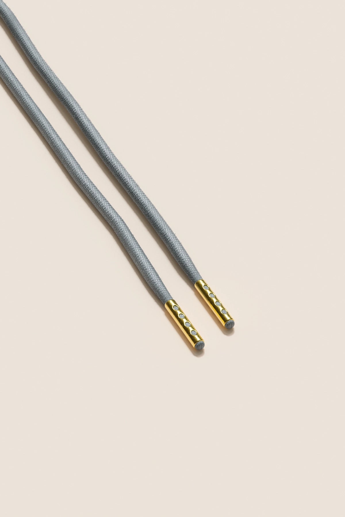 Senkels アルミニウムグレー 4mm ラウンドワックス靴ひも with Gold Aglets