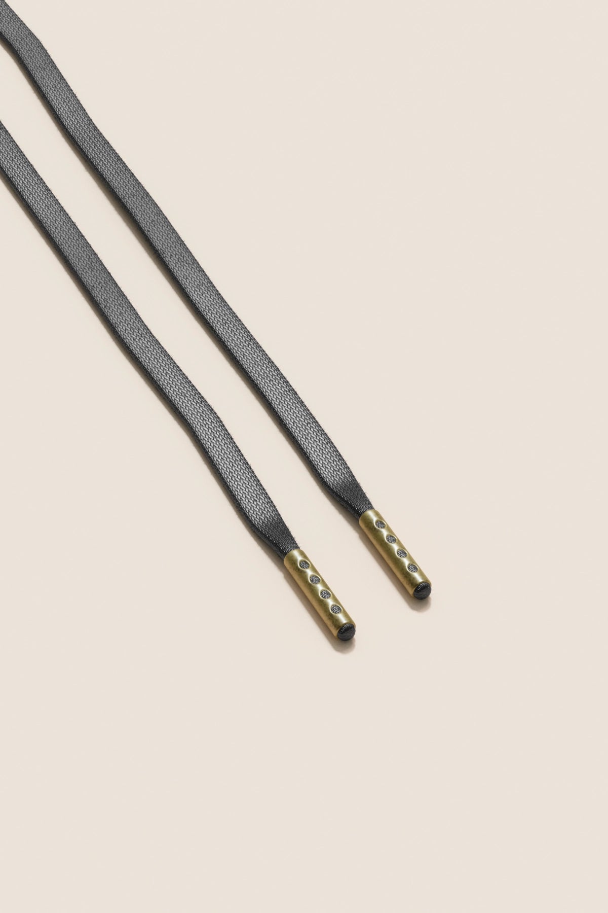 Senkels チャコール 3mm フラットワックス靴ひも with Brass Aglets