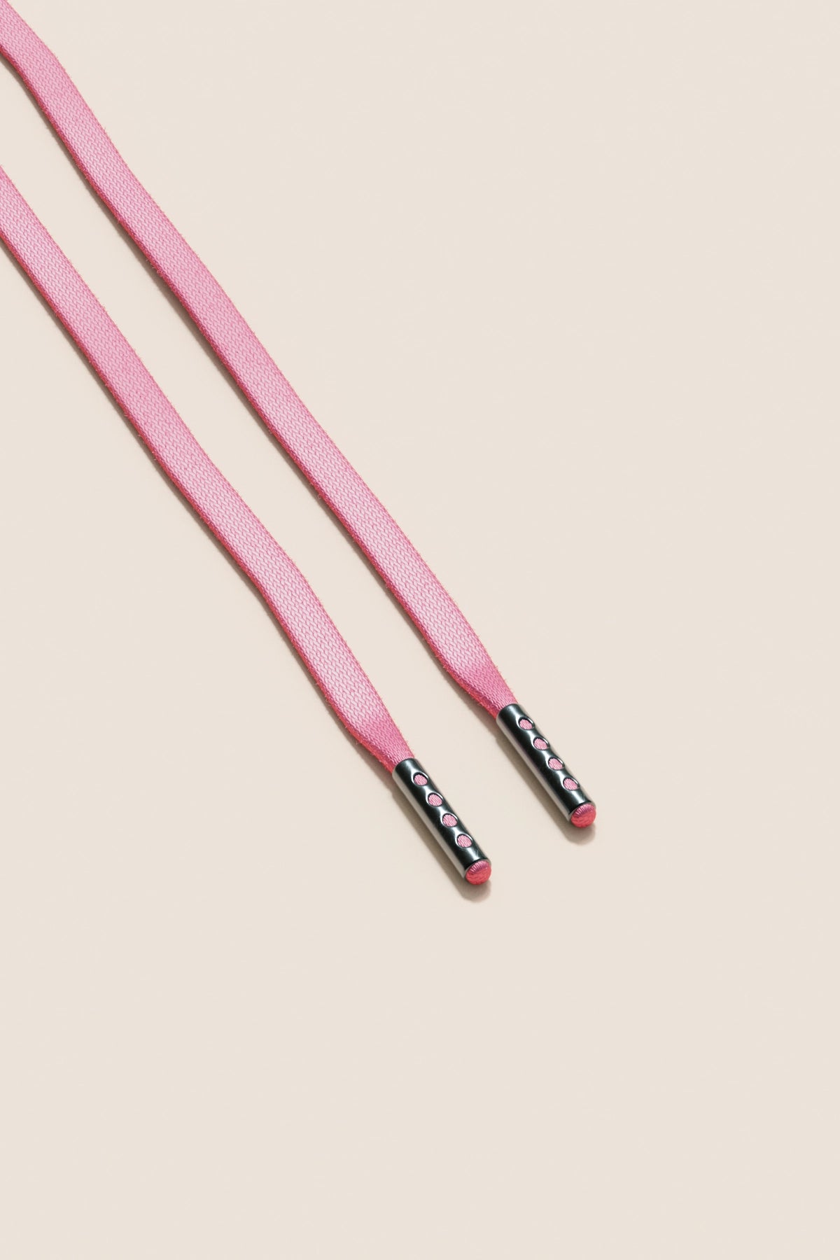 Senkels Flamingo ピンク 3mm フラットワックス靴ひも with ブラック Nickel Aglets