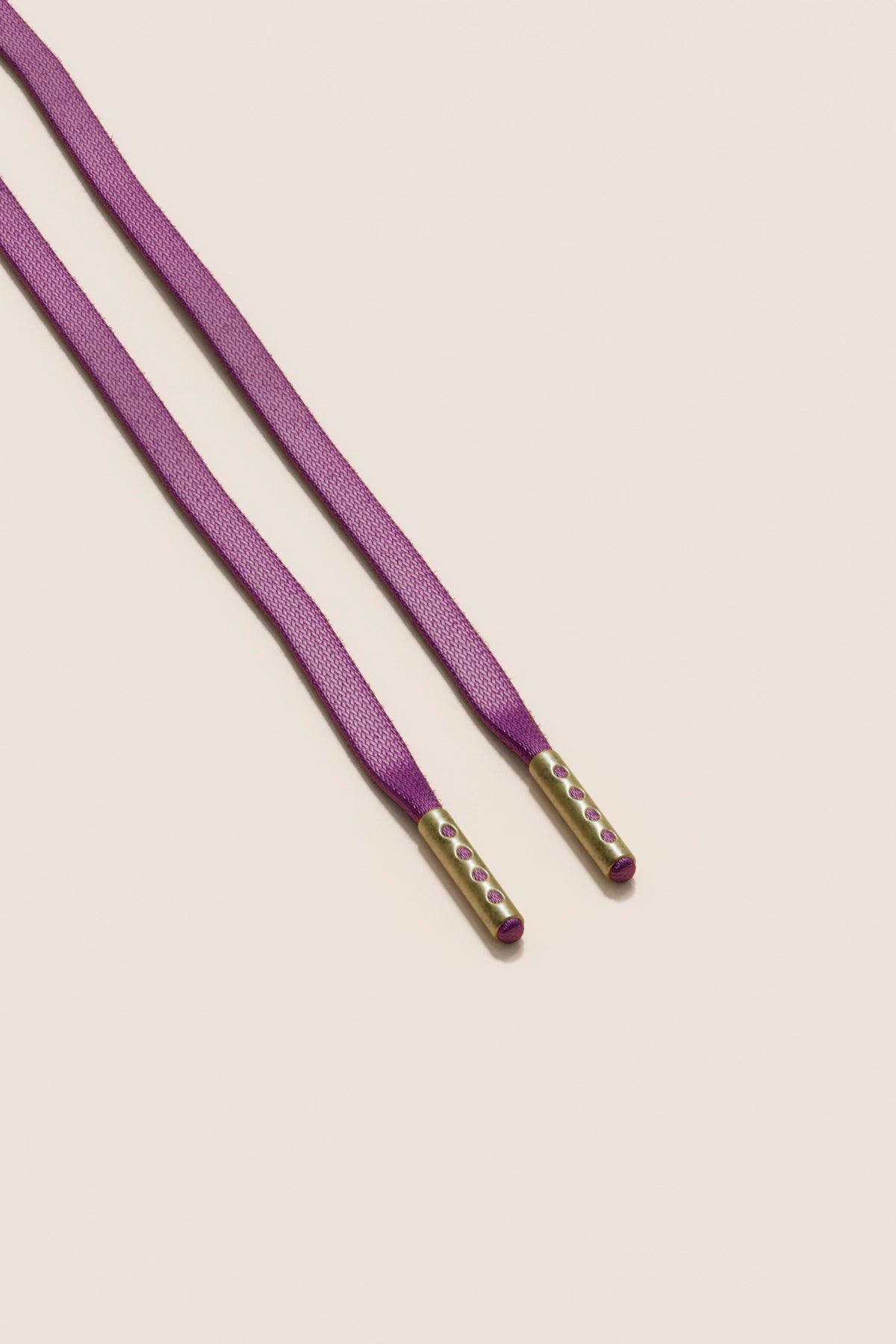 Senkels プラム 3mm フラットワックス靴ひも with Brass Aglets