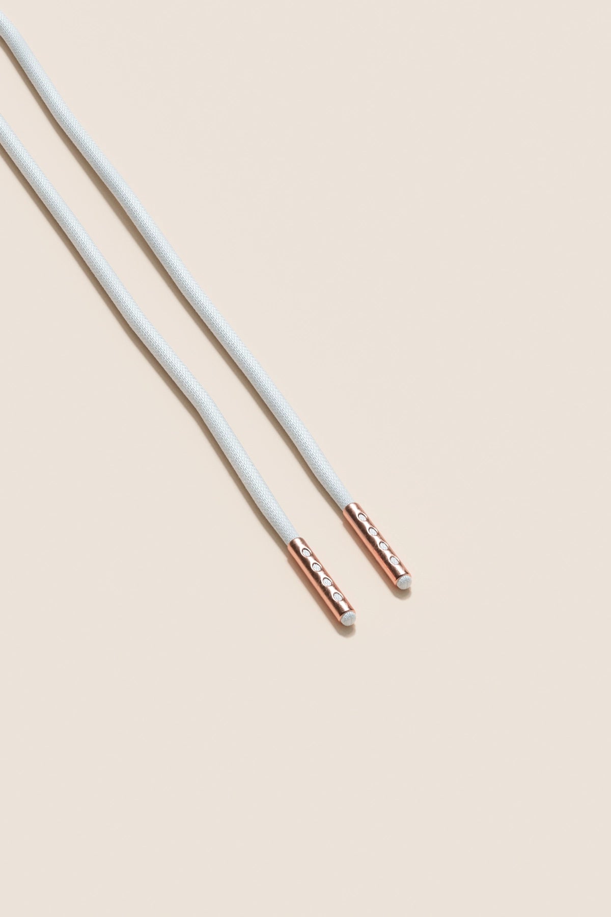 Senkels ホワイト 2.5mm ラウンドワックス靴ひも with Rose Gold Aglets